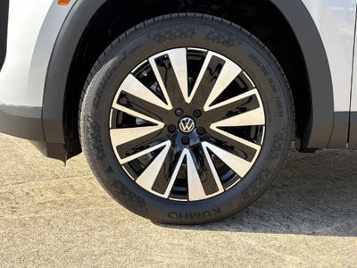 2027 Volkswagen Atlas SE w/Technology