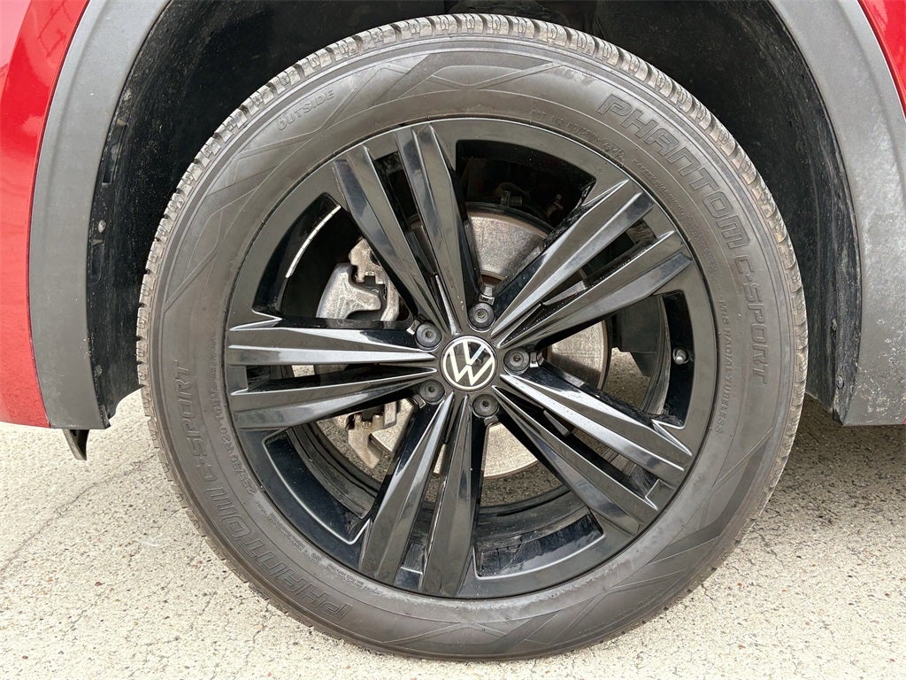 2023 Volkswagen Atlas Cross Sport 2.0T SEL R-Line