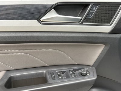 2022 Volkswagen Atlas Cross Sport 2.0T SEL R-Line