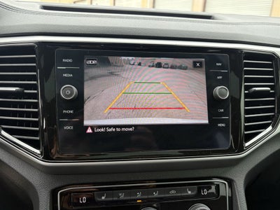 2022 Volkswagen Atlas Cross Sport 2.0T SEL R-Line