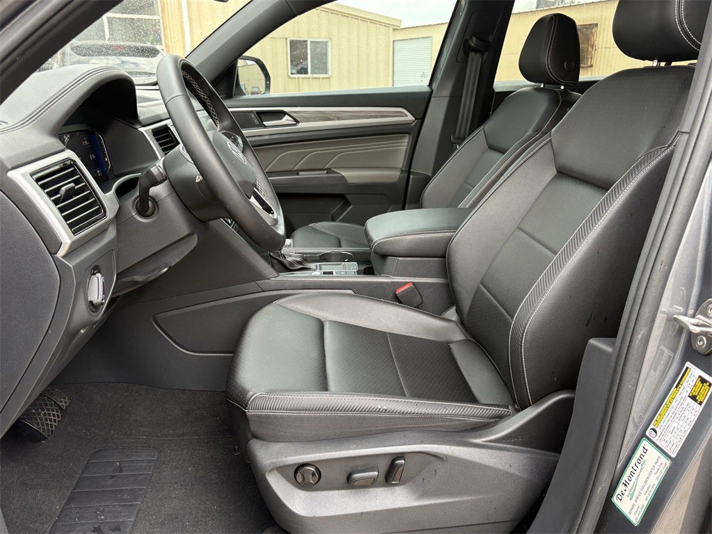 2023 Volkswagen Atlas Cross Sport 2.0T SE w/Technology