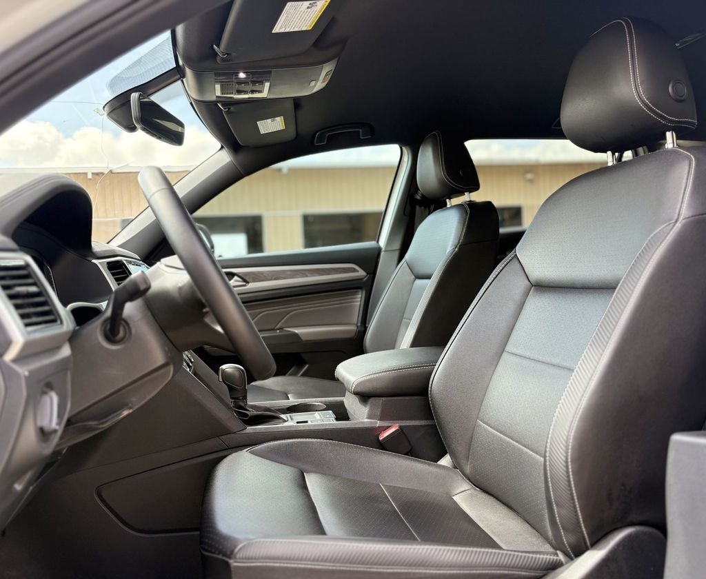 2023 Volkswagen Atlas Cross Sport 2.0T SE w/Technology