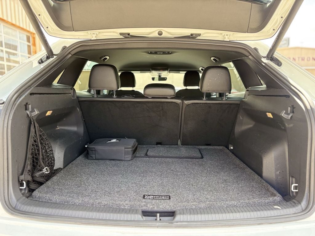 2023 Volkswagen Atlas Cross Sport 2.0T SE w/Technology
