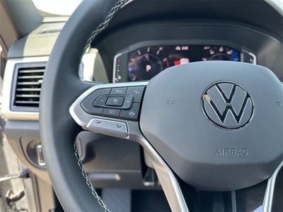 2023 Volkswagen Atlas Cross Sport 2.0T SE w/ Technology