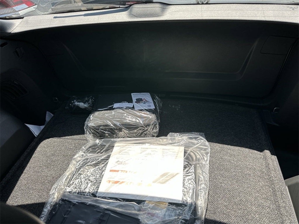 2023 Volkswagen Atlas Cross Sport 2.0T SE w/ Technology