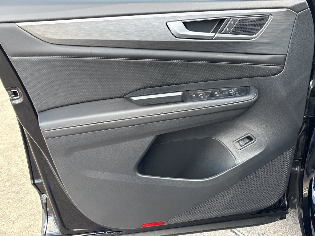 2026 Volkswagen Atlas Cross Sport SE w/Technology