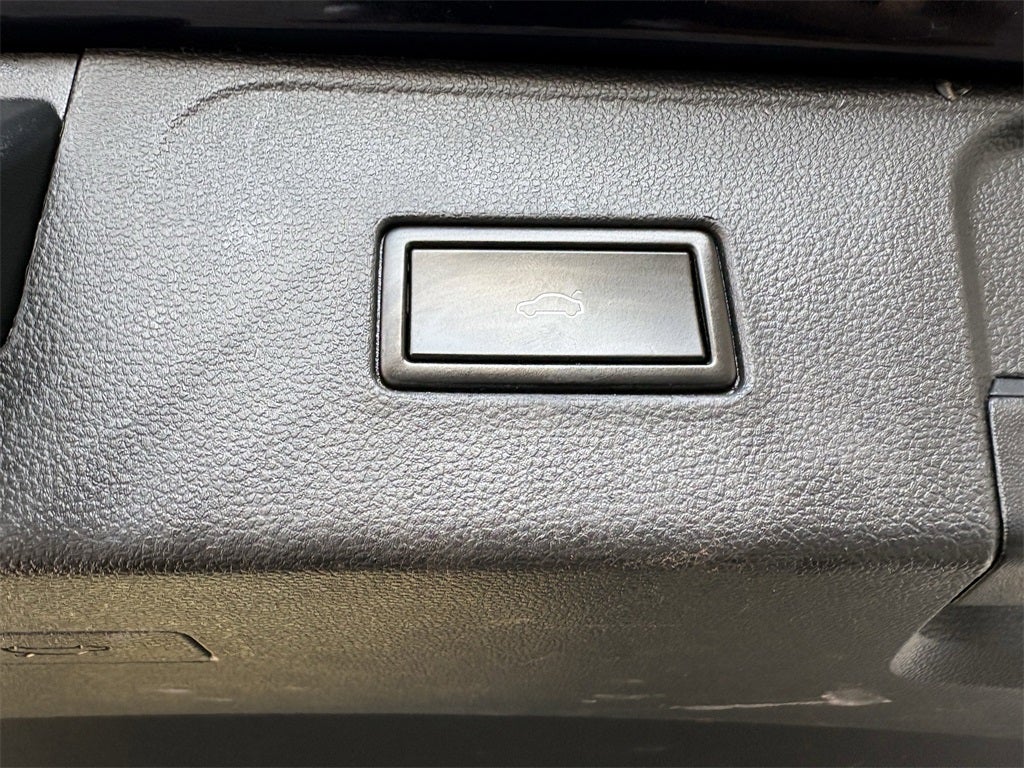 2020 Volkswagen Atlas 2.0T SE w/Technology w/Technology