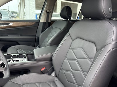 2025 Volkswagen Atlas 2.0T SE w/ Technology