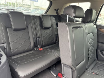 2025 Volkswagen Atlas 2.0T SE w/ Technology