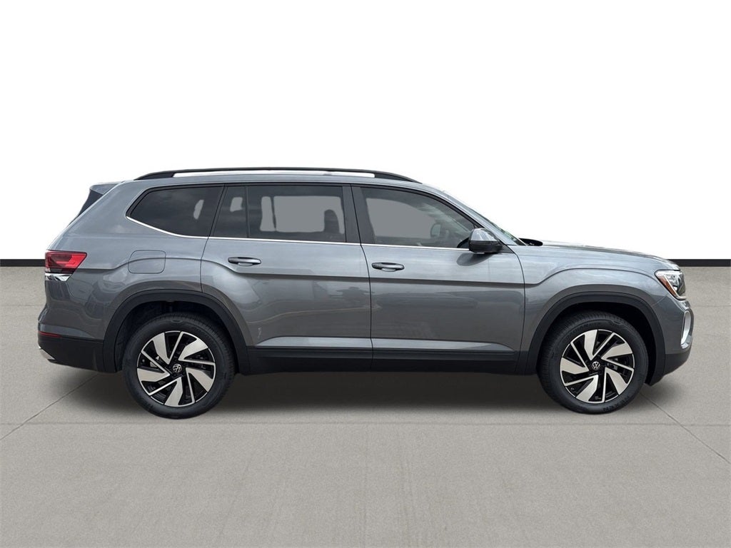 2025 Volkswagen Atlas 2.0T SE w/ Technology