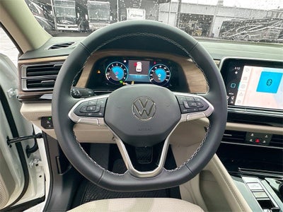 2025 Volkswagen Atlas 2.0T SE w/ Technology