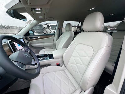 2025 Volkswagen Atlas 2.0T SE w/ Technology