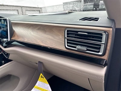 2025 Volkswagen Atlas 2.0T SE w/ Technology