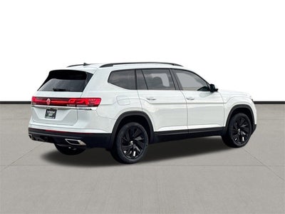 2025 Volkswagen Atlas 2.0T SE w/ Technology