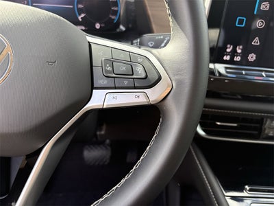 2024 Volkswagen Atlas 2.0T SE w/ Technology