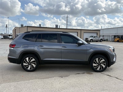 2024 Volkswagen Atlas 2.0T SE w/ Technology