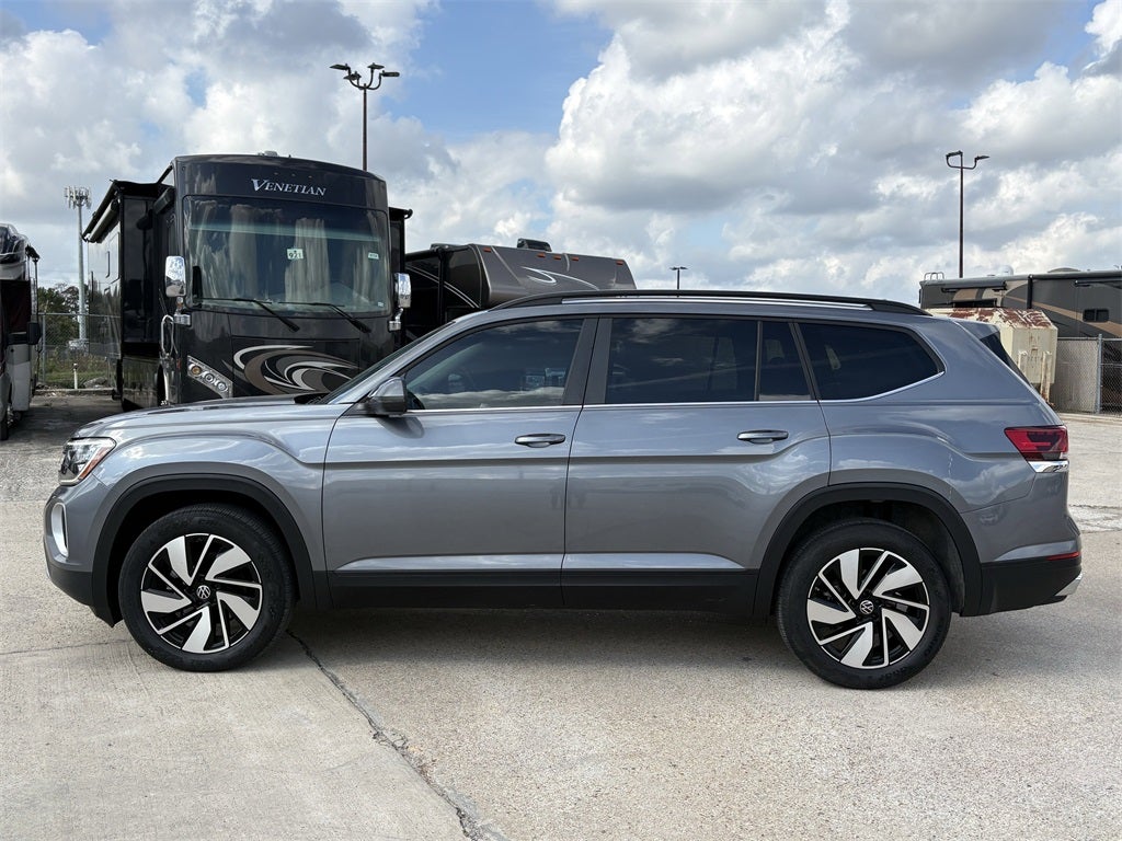 2024 Volkswagen Atlas 2.0T SE w/ Technology