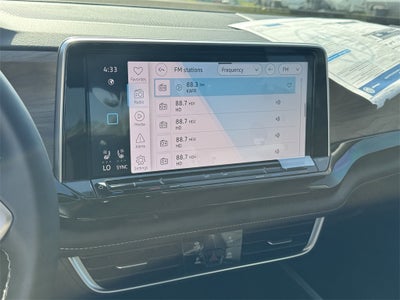 2025 Volkswagen Atlas 2.0T SE w/ Technology