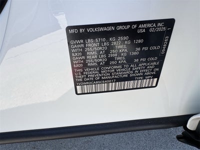 2025 Volkswagen Atlas 2.0T SE w/ Technology