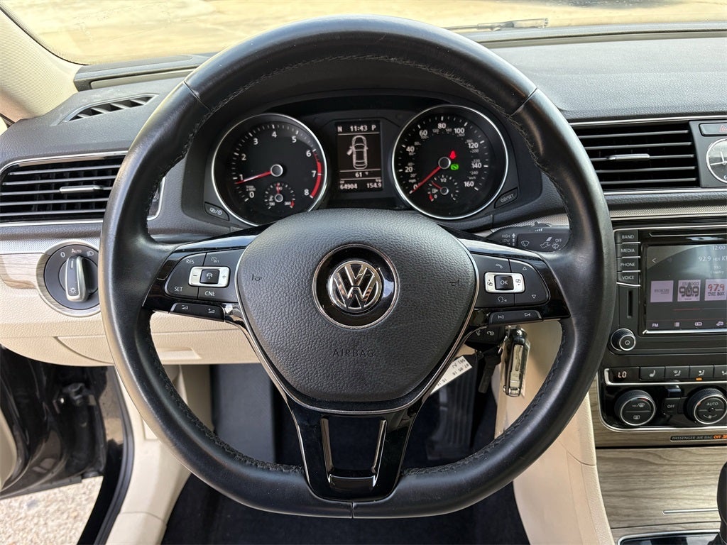 2016 Volkswagen Passat 1.8T SE