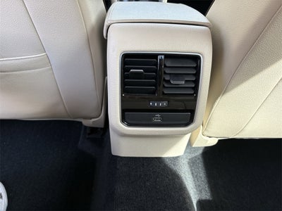 2016 Volkswagen Passat 1.8T SE