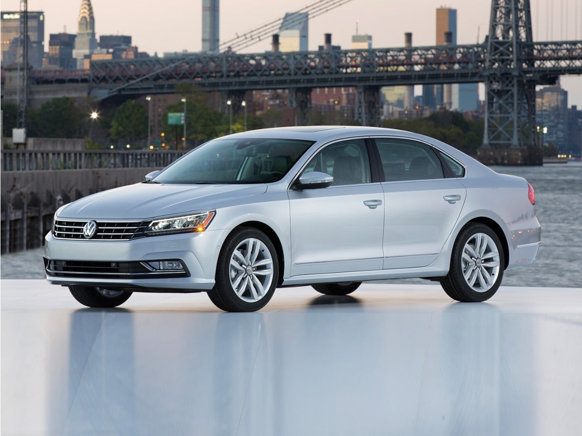 2019 Volkswagen Passat 2.0T Wolfsburg