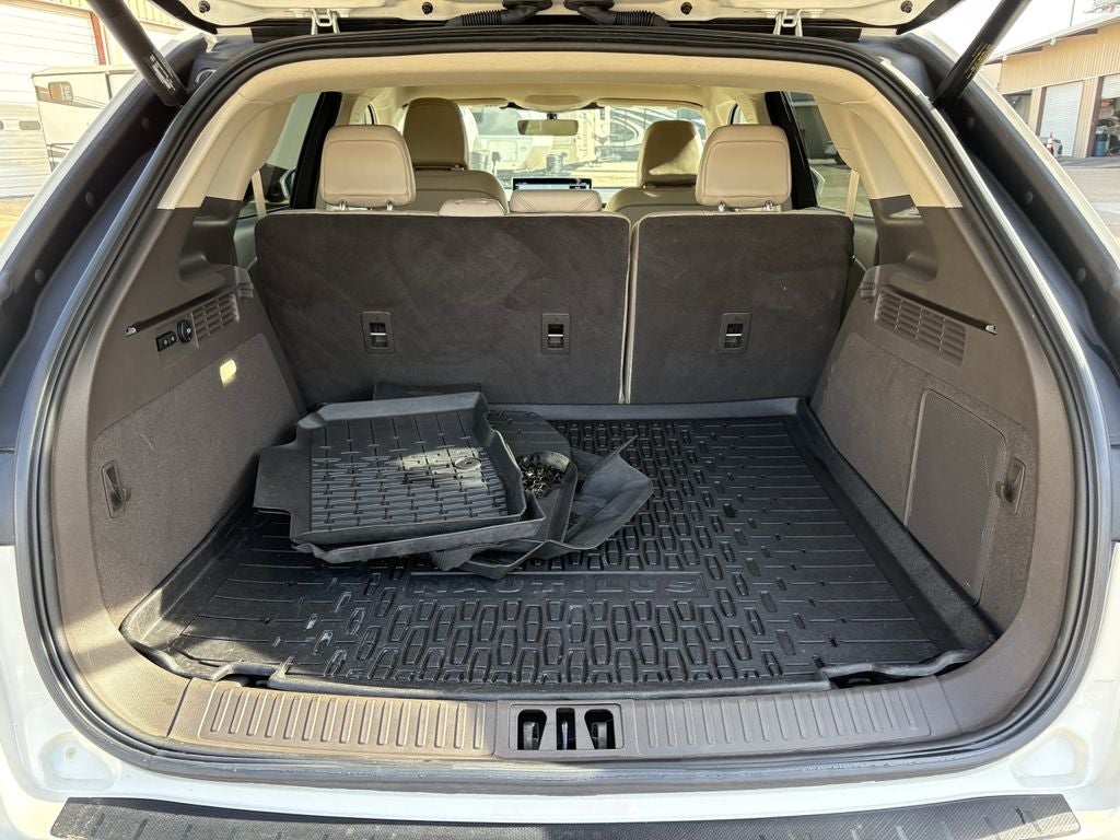 2021 Lincoln Nautilus Standard