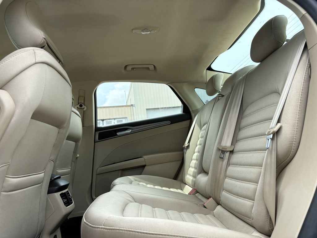 2015 Ford Fusion SE