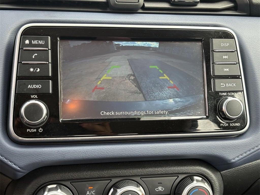 2024 Nissan Versa 1.6 SV