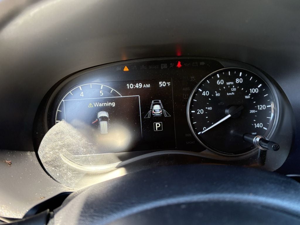 2023 Nissan Kicks SR