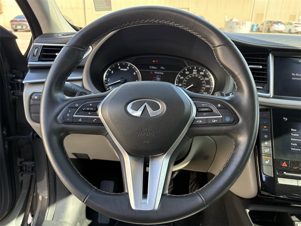 2023 INFINITI QX50 LUXE