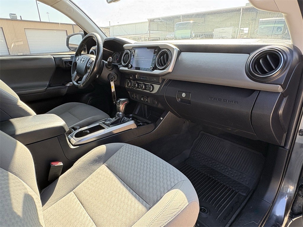 2022 Toyota Tacoma SR5 V6