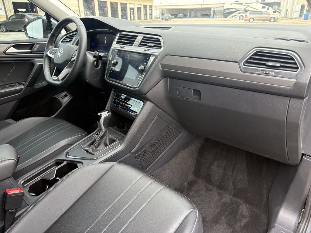 2023 Volkswagen Tiguan 2.0T SE