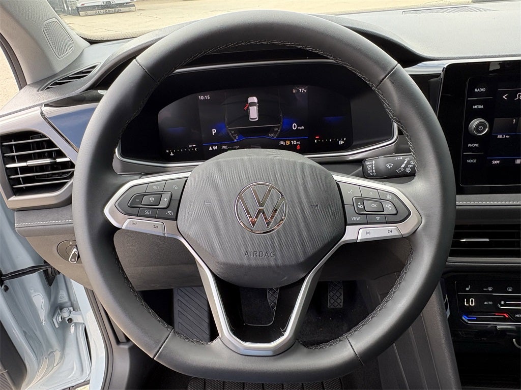 2026 Volkswagen Taos 1.5T SE Black