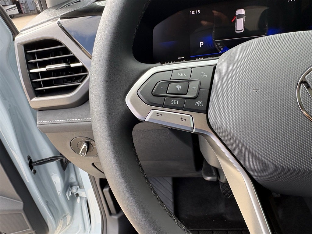 2026 Volkswagen Taos 1.5T SE Black