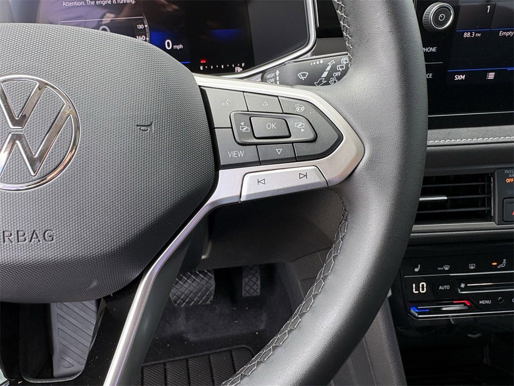 2026 Volkswagen Taos 1.5T SE Black