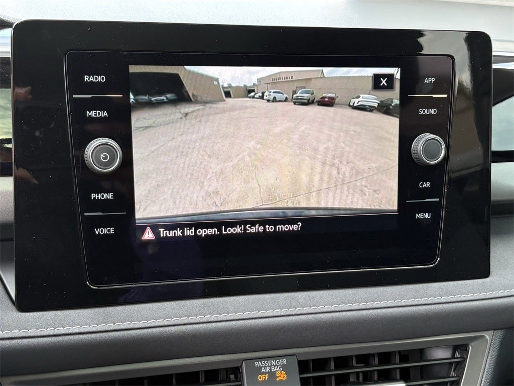 2026 Volkswagen Taos 1.5T SE Black