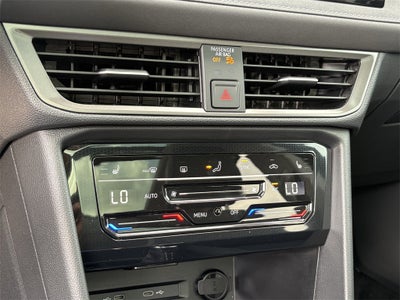 2026 Volkswagen Taos 1.5T SE Black