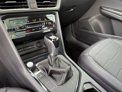 2026 Volkswagen Taos 1.5T SE Black