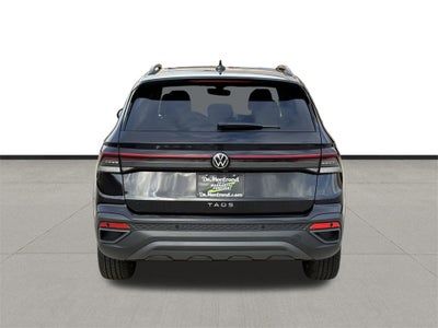 2026 Volkswagen Taos 1.5T SE Black