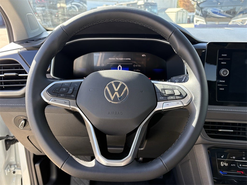 2026 Volkswagen Taos 1.5T SE Black