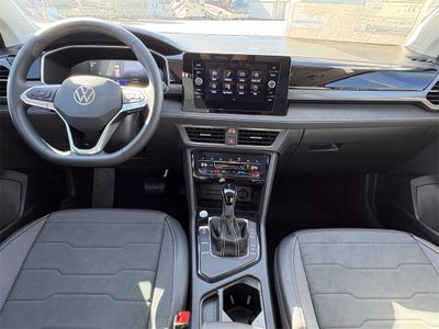 2026 Volkswagen Taos 1.5T SE Black