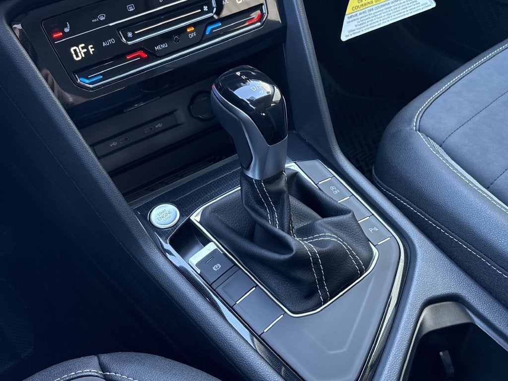 2027 Volkswagen Taos 1.5T SE