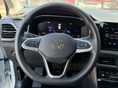 2027 Volkswagen Taos 1.5T SE