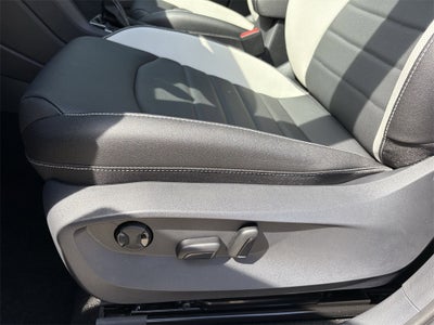 2025 Volkswagen Taos 1.5T SEL