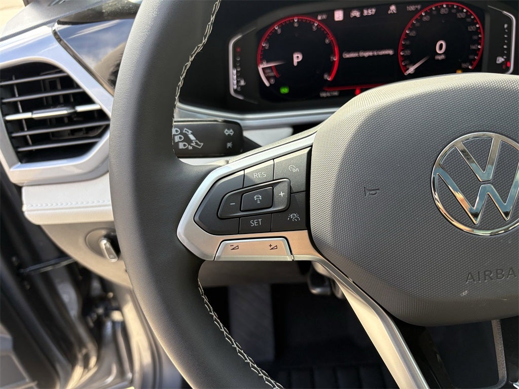 2025 Volkswagen Taos 1.5T SEL