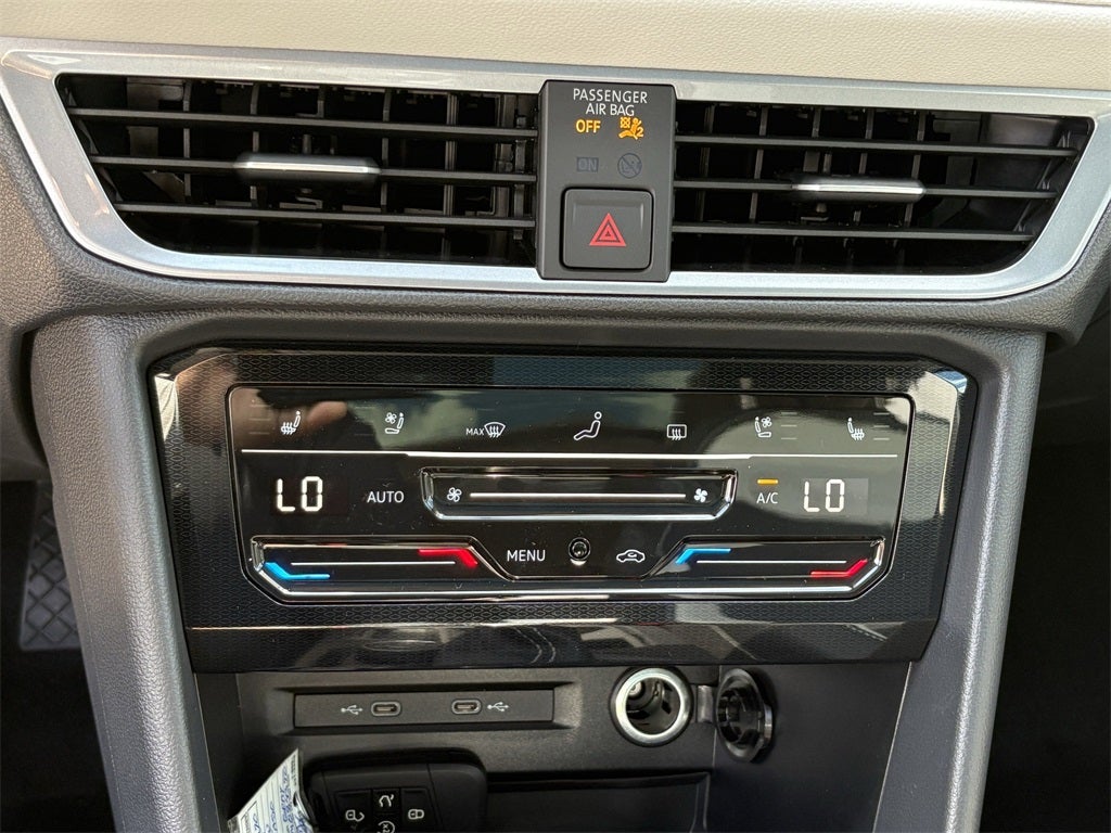 2025 Volkswagen Taos 1.5T SEL