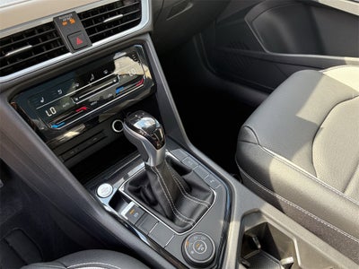 2025 Volkswagen Taos 1.5T SEL