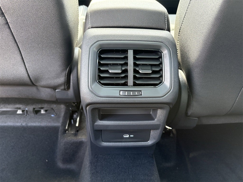 2025 Volkswagen Taos 1.5T SEL