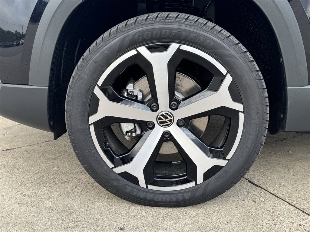 2025 Volkswagen Taos 1.5T SEL